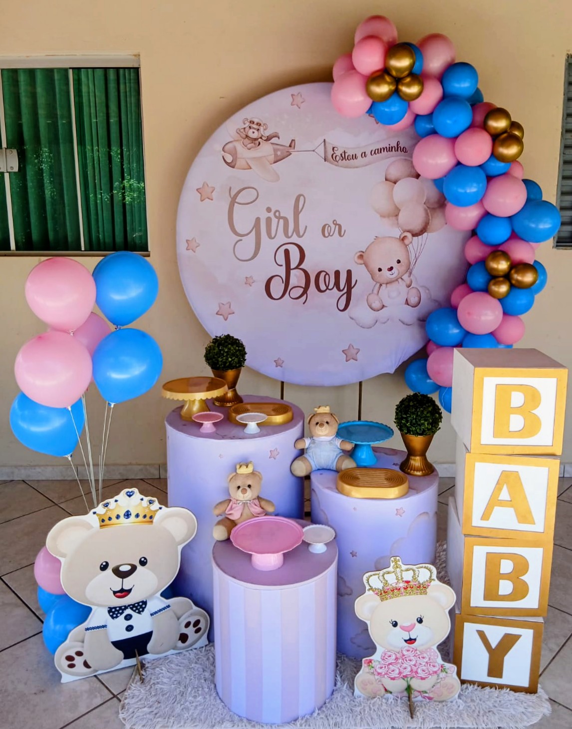 Decoração de chá revelação